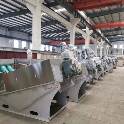 kaufen 10-15 m3/h Produktivität Schraubpresse Schlammentwässerungsmaschine für Kläranlagen online manufacture