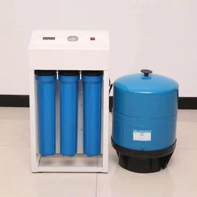 kaufen Automatische Bearbeitung von Salzwasser zu reinem Wasser SU304 Stahl 500l/H RO-Reinigungsanlage online manufacture