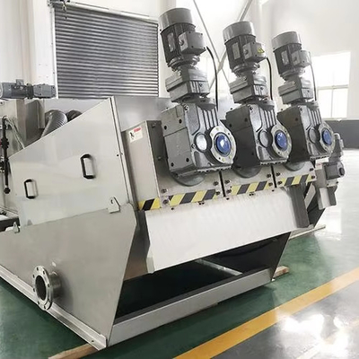 kaufen Automatischer Betrieb Stadt Abwasserbehandlungsanlage Schlamm Entwässerung Dehydrator Maschine für 250L-10000L Kapazität online manufacture